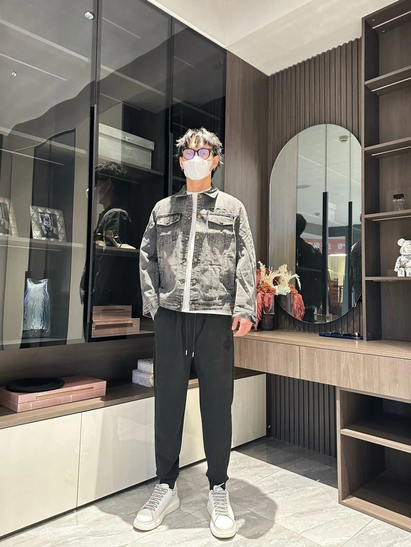 ZipUp Louis Vuitton Outwear 132962