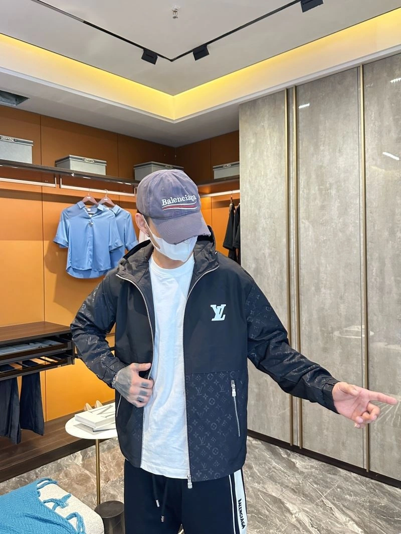 Affordable Louis Vuitton Outwear 132974