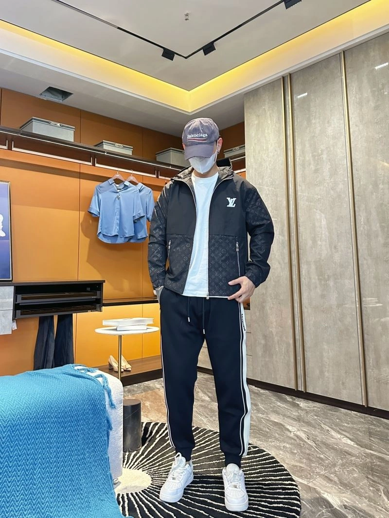 Affordable Louis Vuitton Outwear 132974