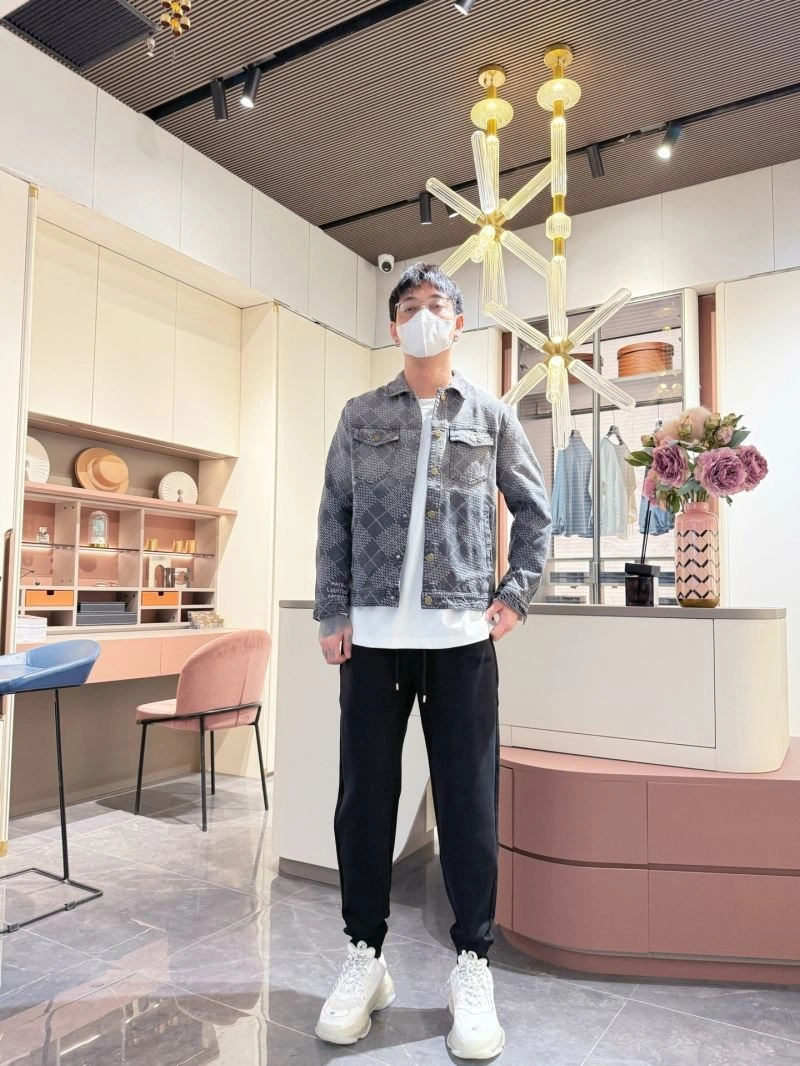 Louis Vuitton Outwear WeatherProof 132966