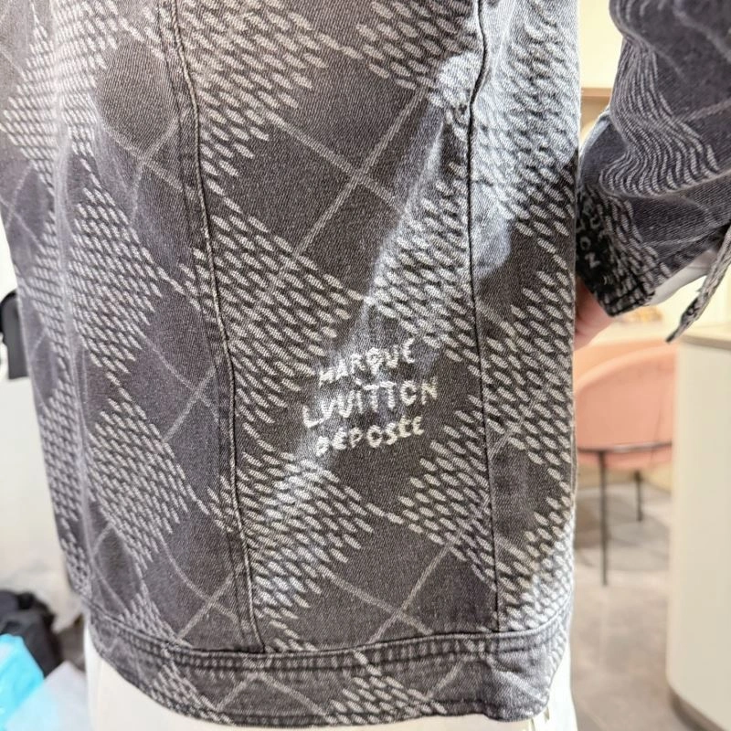 Louis Vuitton Outwear WeatherProof 132966