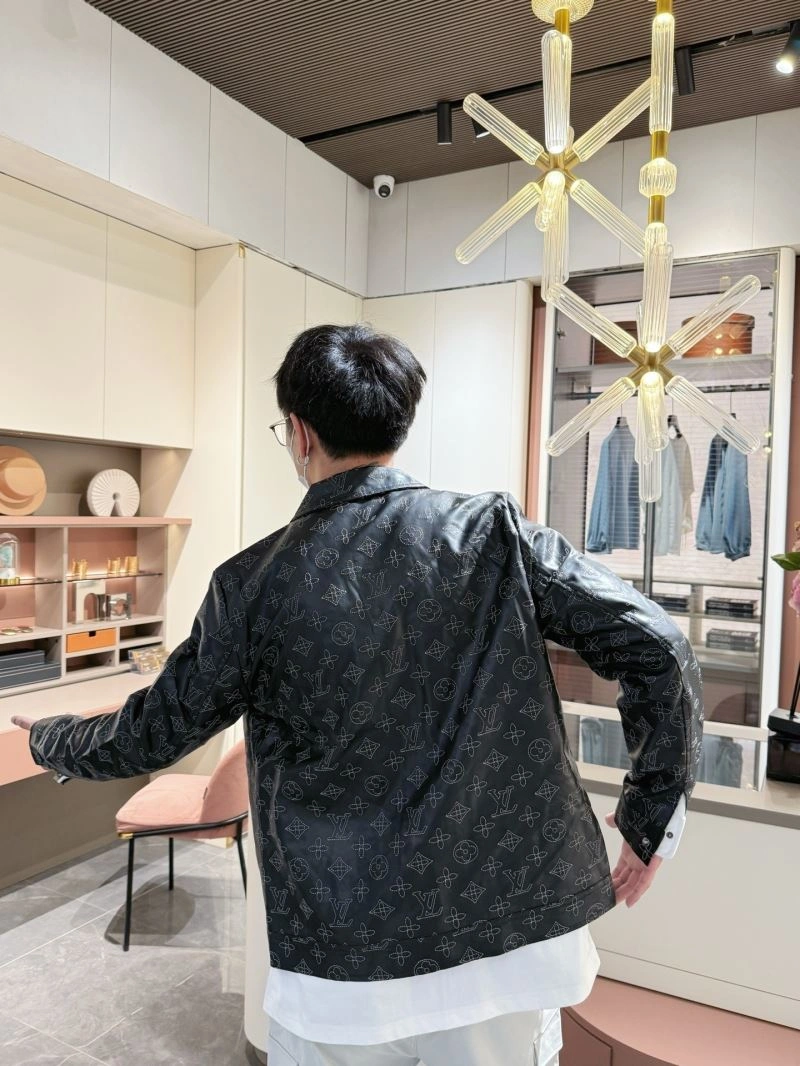 Louis Vuitton Outwear AllSeason 132950
