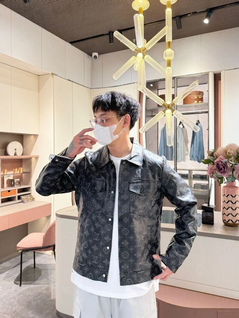 Louis Vuitton Outwear AllSeason 132950