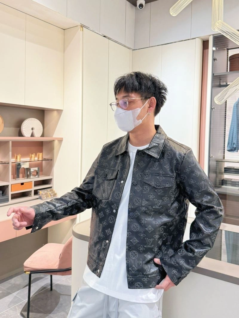 Louis Vuitton Outwear AllSeason 132950