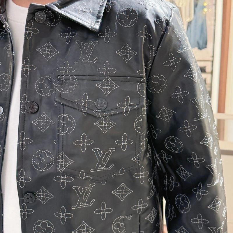 Louis Vuitton Outwear AllSeason 132950