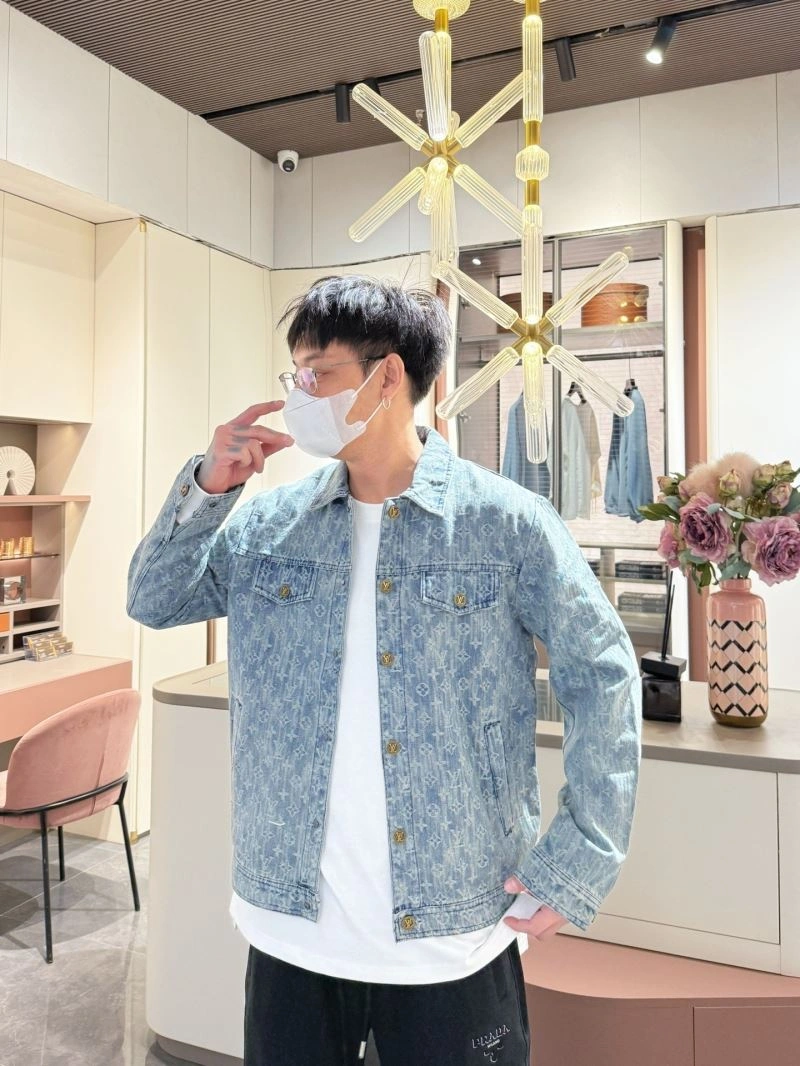 Louis Vuitton Outwear OnTrend 132953