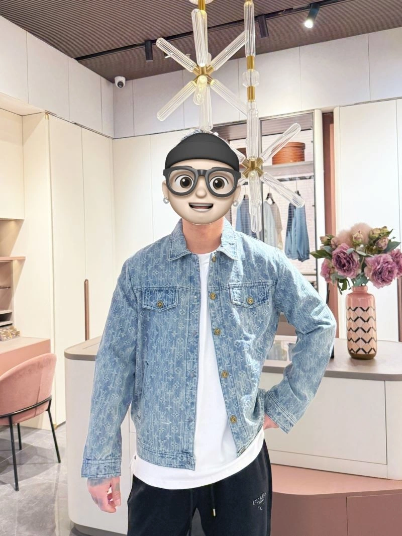 Louis Vuitton Outwear OnTrend 132953
