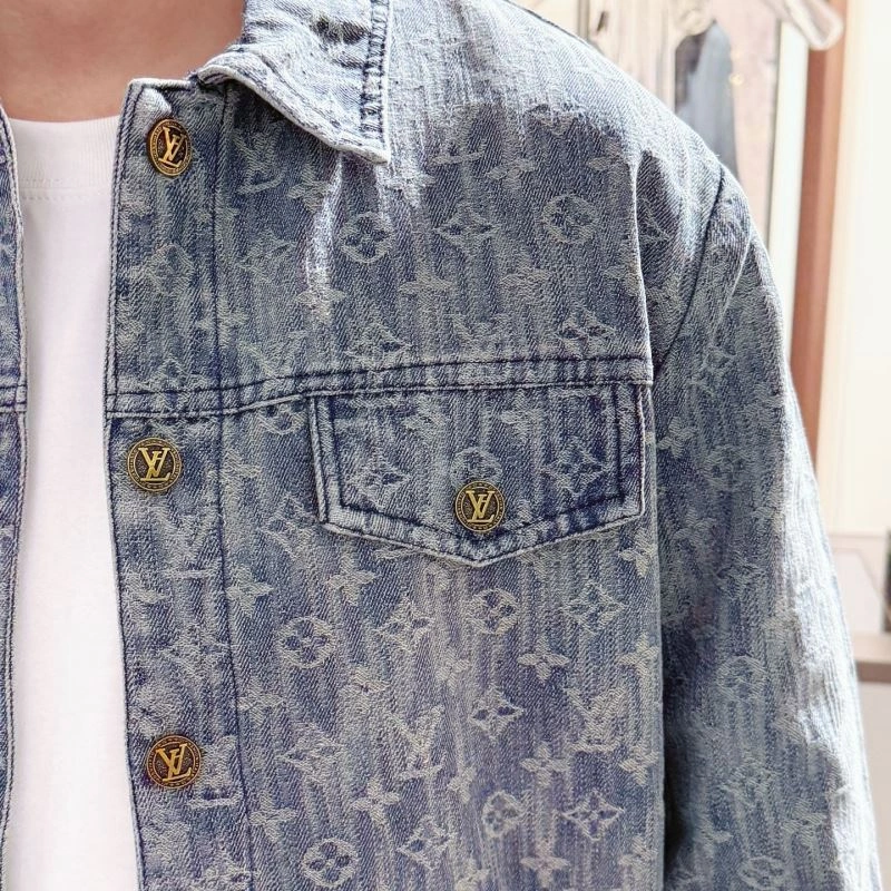 Louis Vuitton Outwear OnTrend 132953