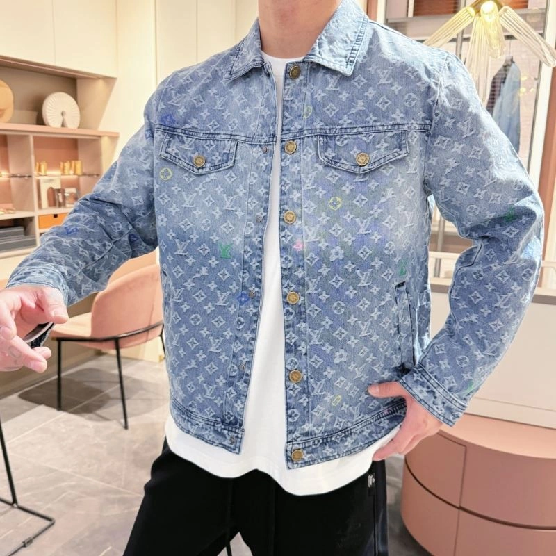 Sophisticated Louis Vuitton Outwear 132957