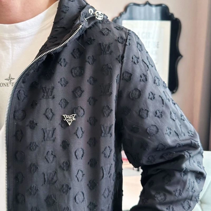 Louis Vuitton Outwear Breathable 132961