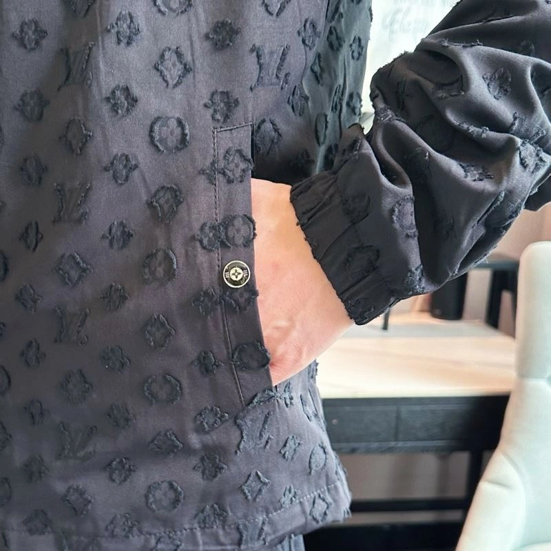 Louis Vuitton Outwear Breathable 132961