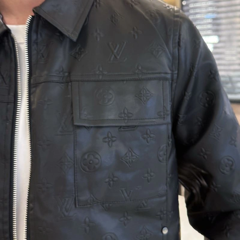 AllSeason Louis Vuitton Outwear 132979