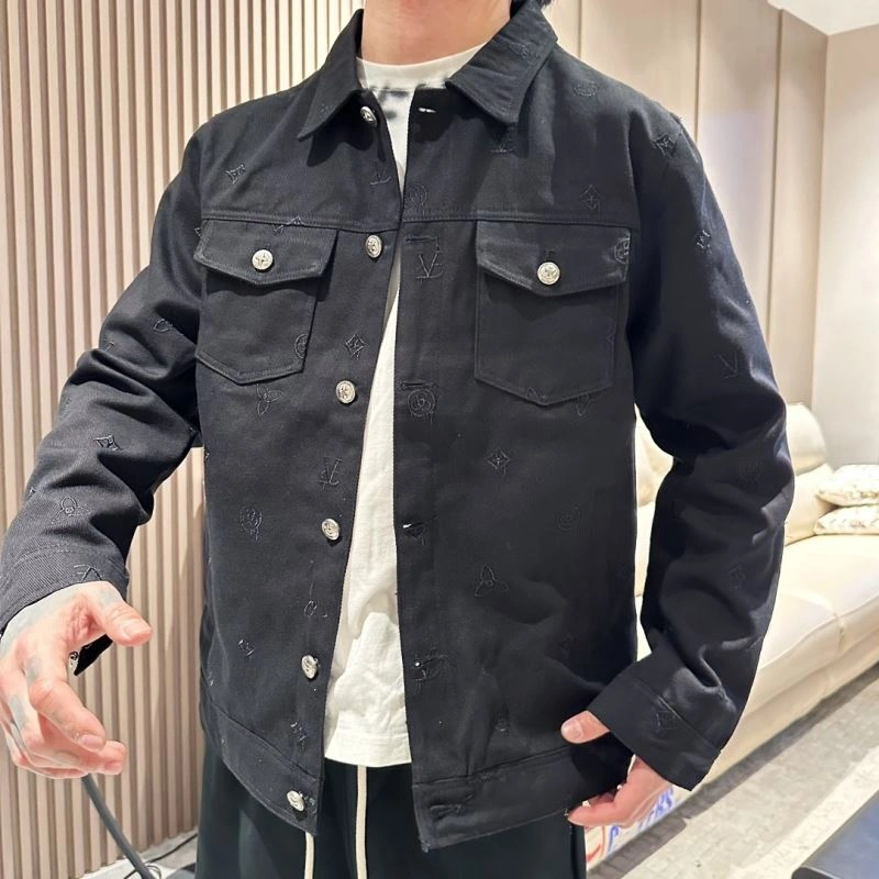 Seasonal Louis Vuitton Outwear 132959
