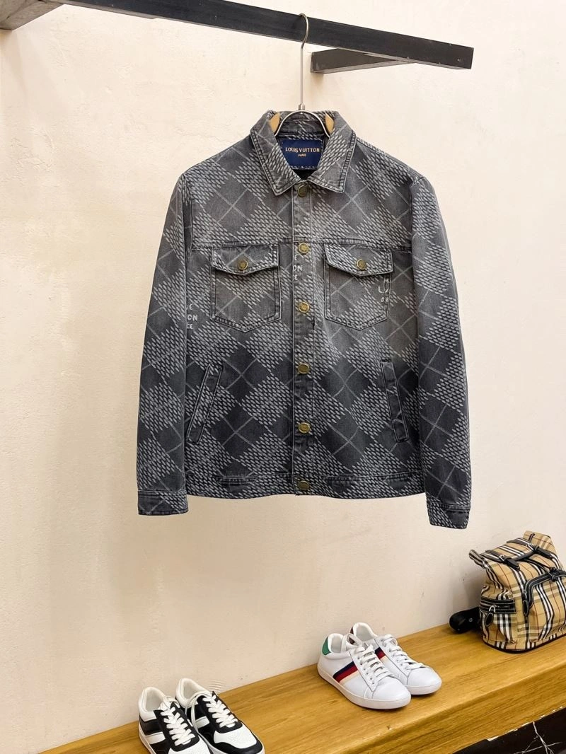 Louis Vuitton Outwear OnTrend 132942