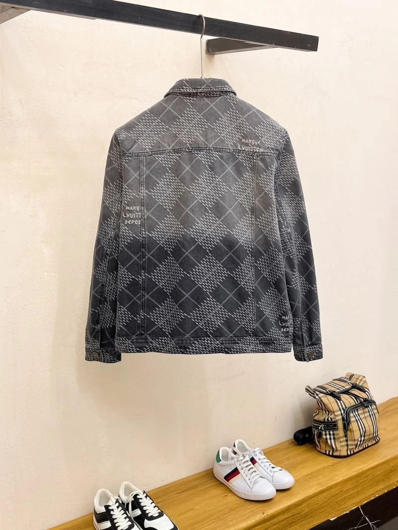 Louis Vuitton Outwear OnTrend 132942