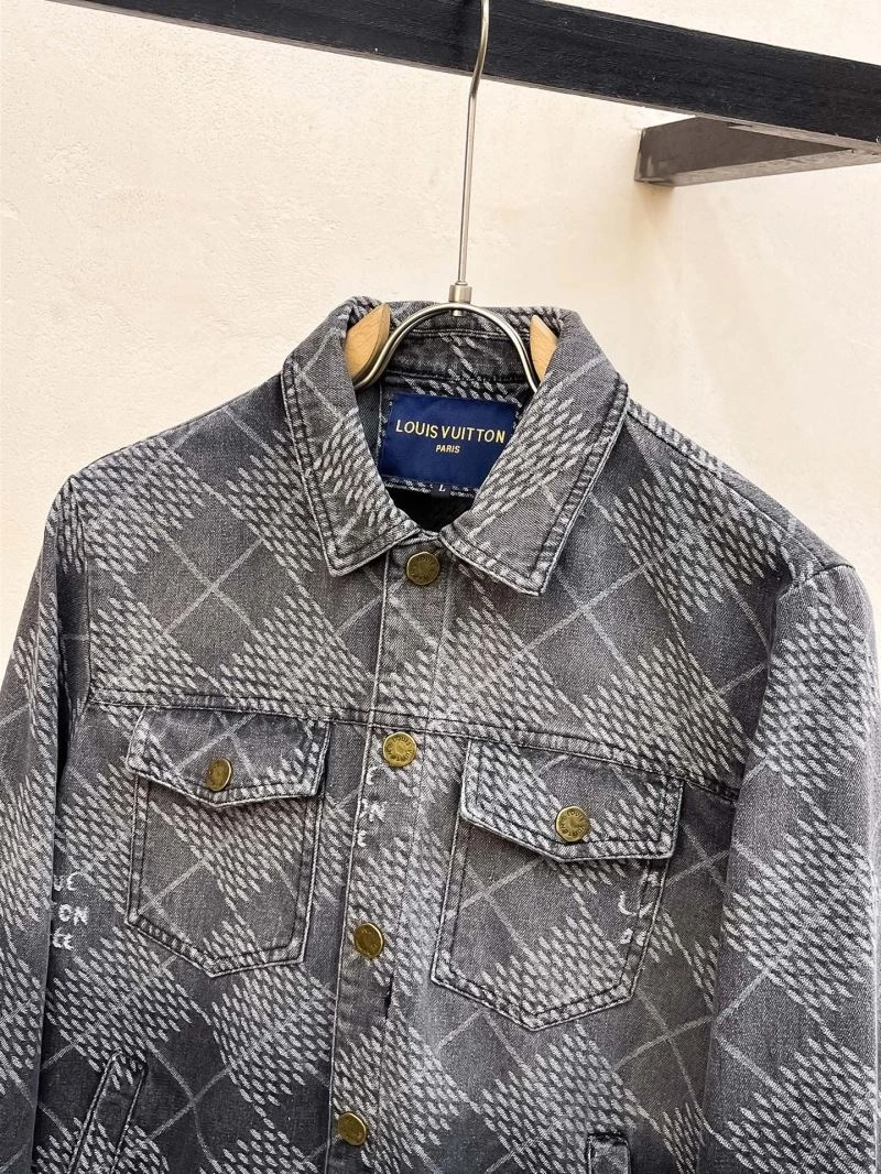 Louis Vuitton Outwear OnTrend 132942
