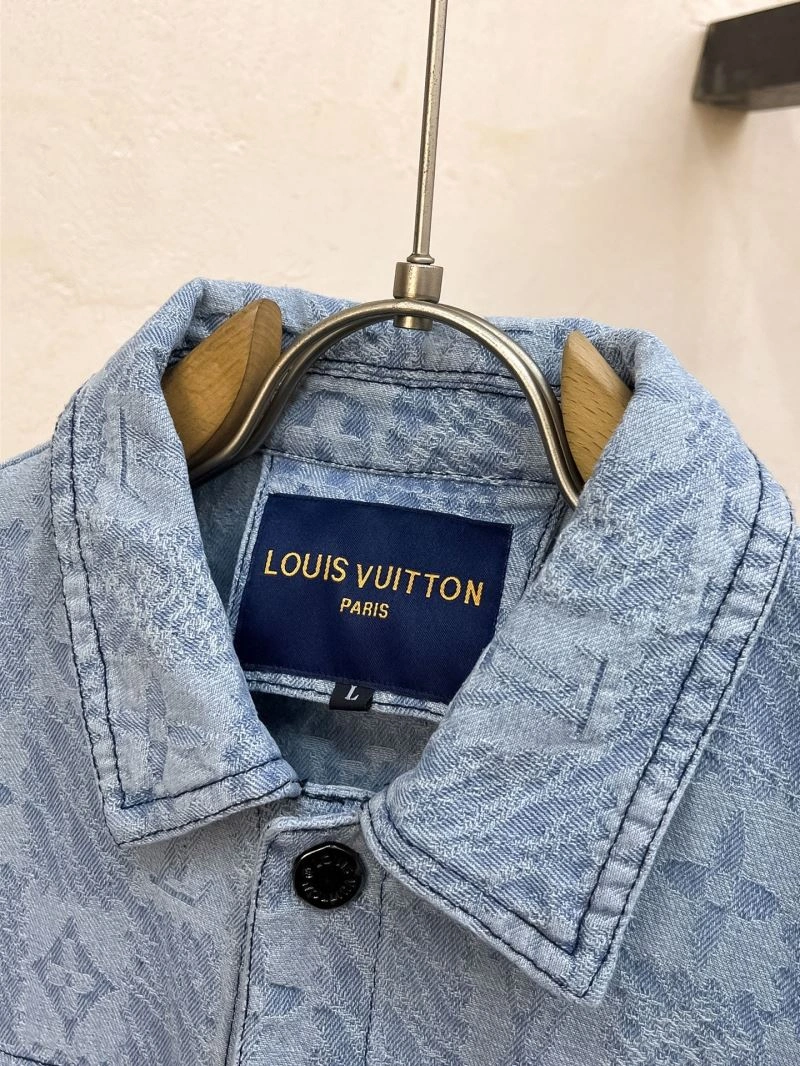 GoAnywhere Louis Vuitton Outwear 132943