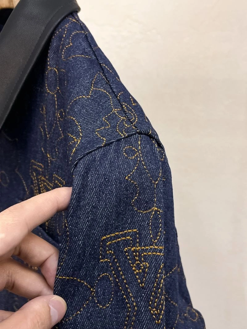 Premium Louis Vuitton Outwear 132941