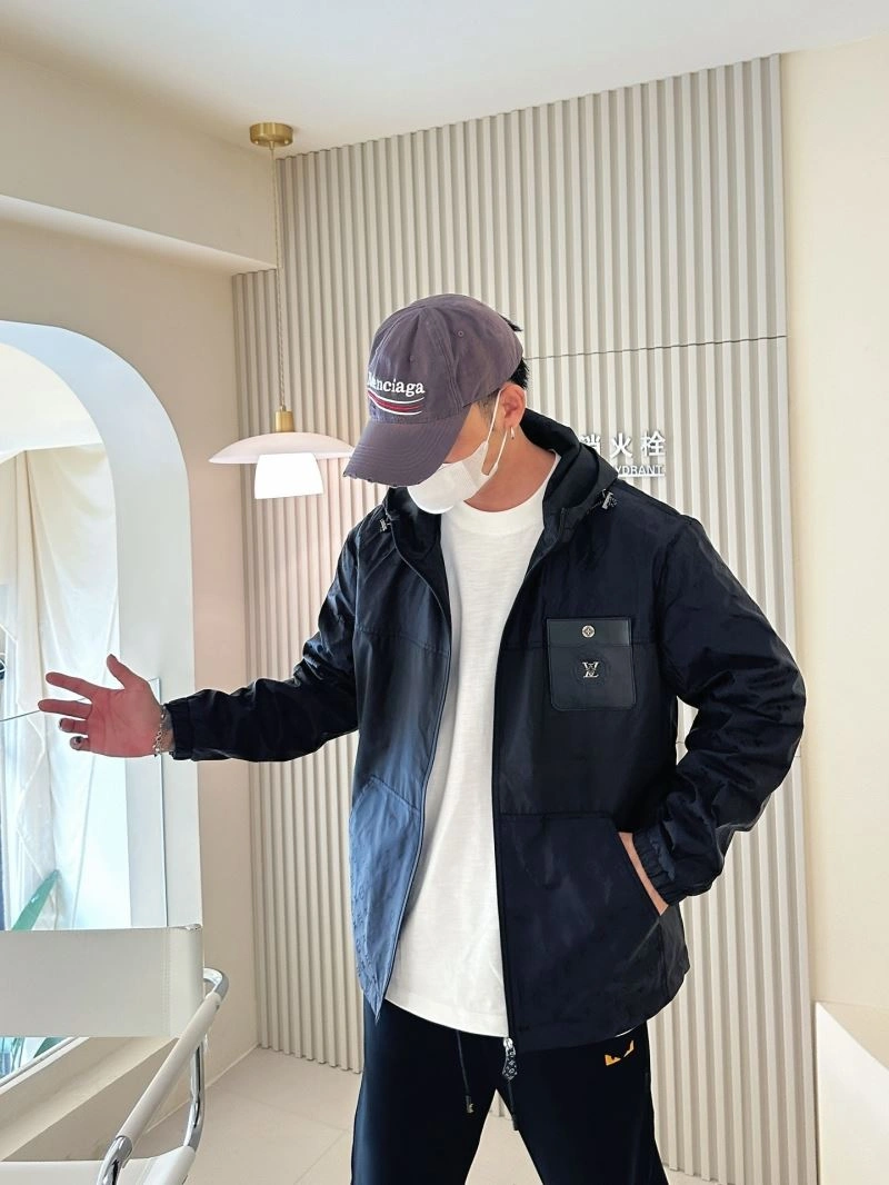 Louis Vuitton Outwear Effortless 132938
