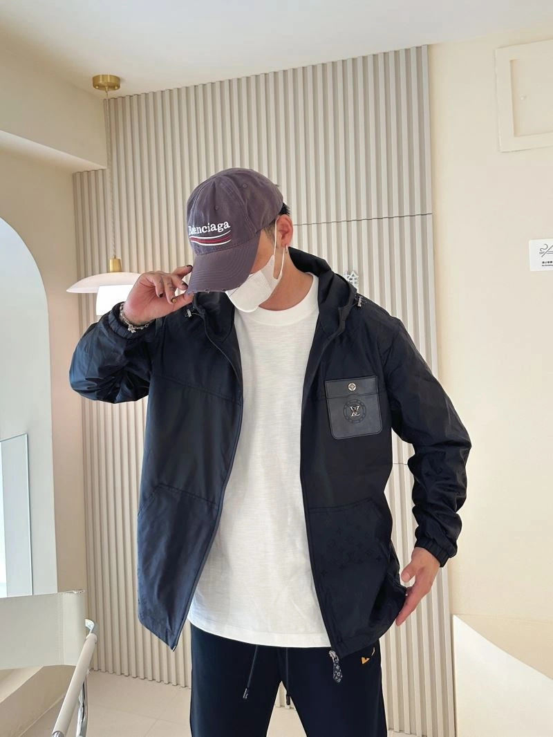 Louis Vuitton Outwear Effortless 132938