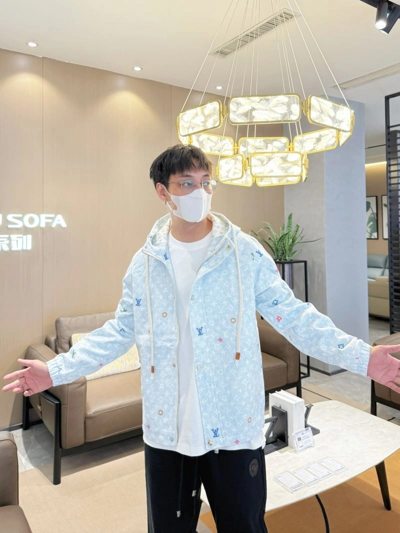 Louis Vuitton Outwear Seasonal 132917