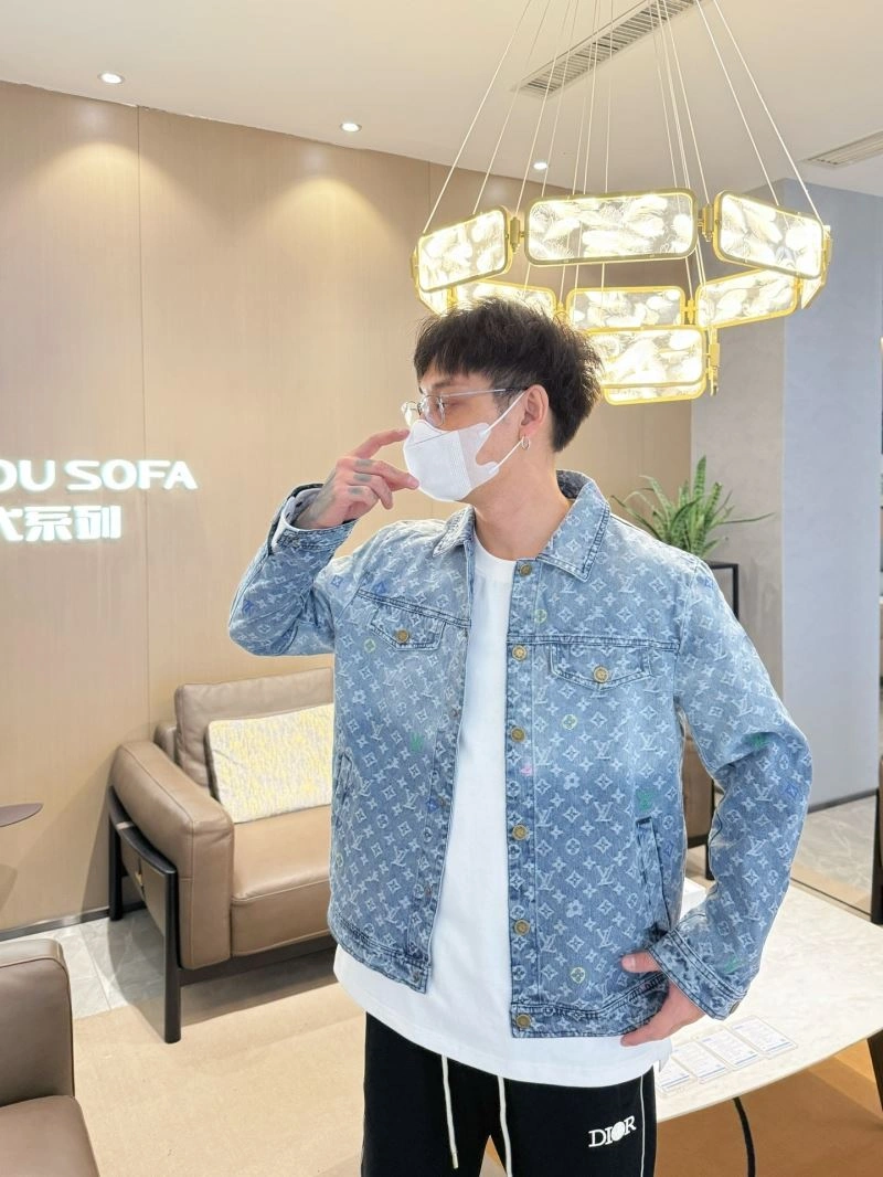 Thermal Louis Vuitton Outwear 132919