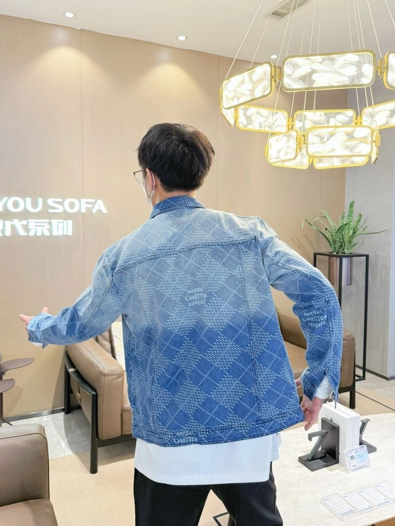 Louis Vuitton Outwear Lightweight 132913