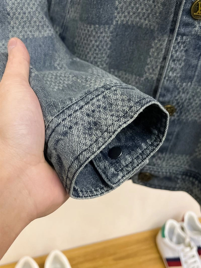 Louis Vuitton Outwear OdorResistant 132910