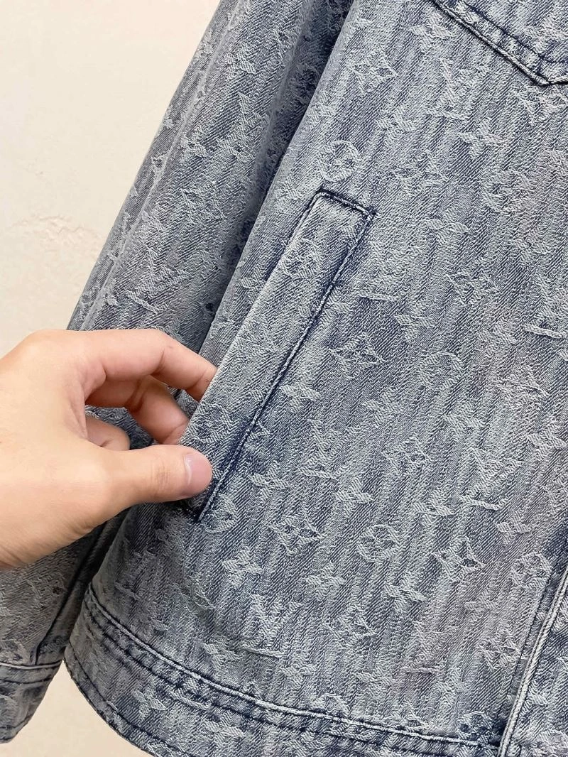 Louis Vuitton Outwear Lightweight 132926