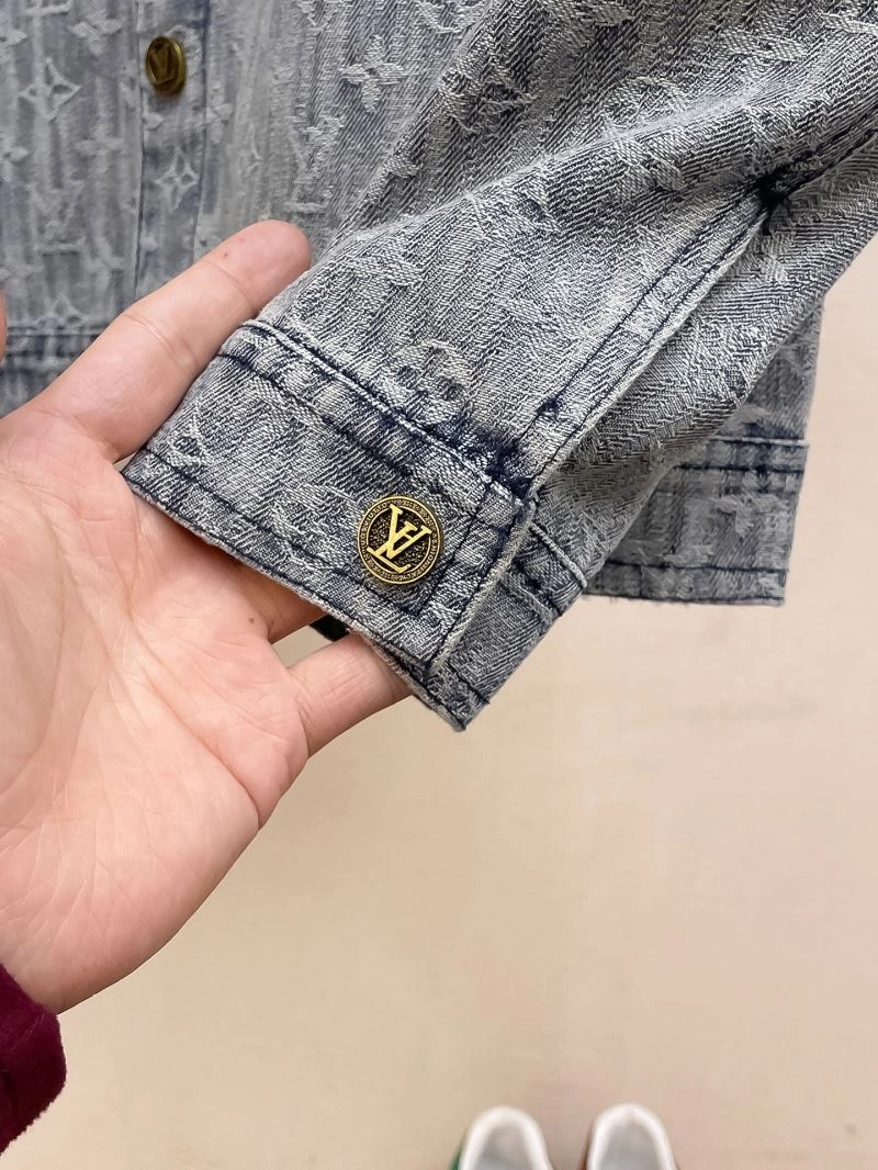 Louis Vuitton Outwear Lightweight 132926