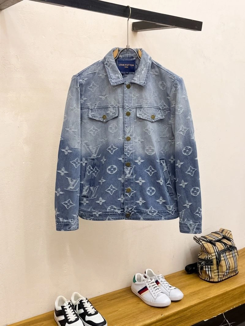 Sophisticated Louis Vuitton Outwear 132921