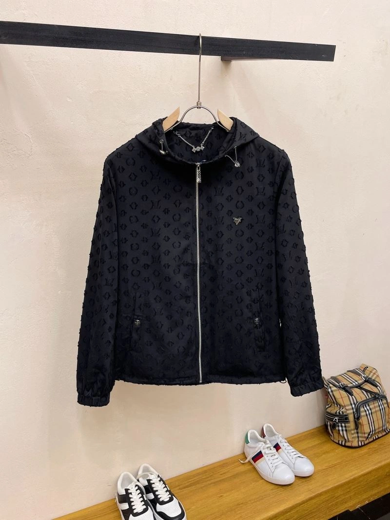 OnTrend Louis Vuitton Outwear 132936