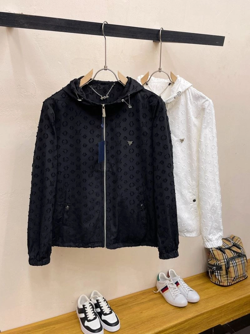 OnTrend Louis Vuitton Outwear 132936