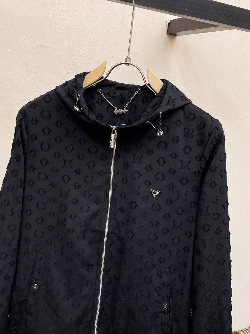 OnTrend Louis Vuitton Outwear 132936