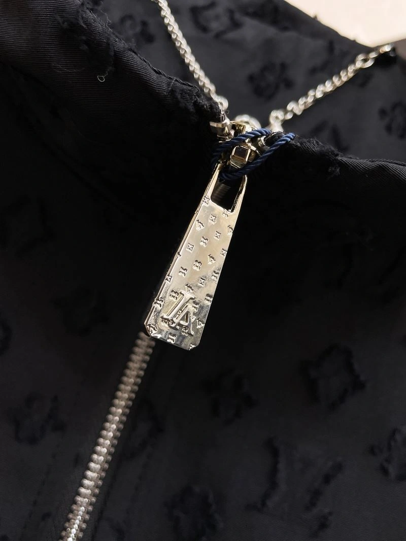 OnTrend Louis Vuitton Outwear 132936