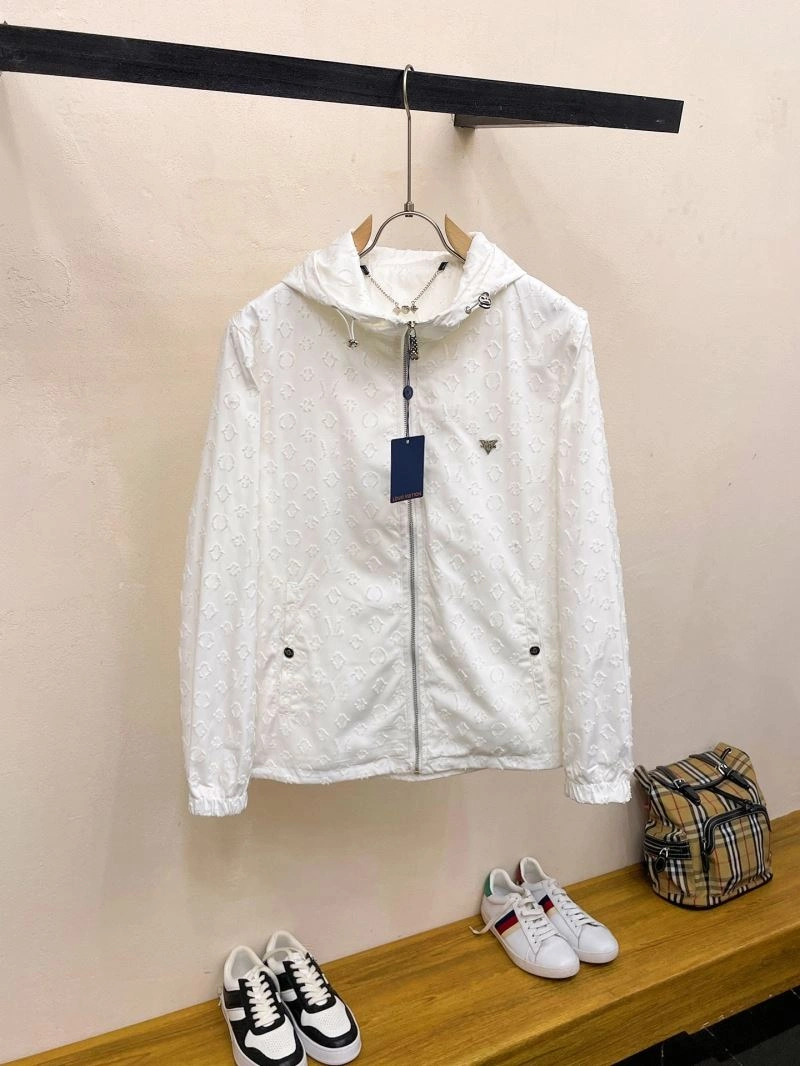 Louis Vuitton Outwear Lightweight 132934