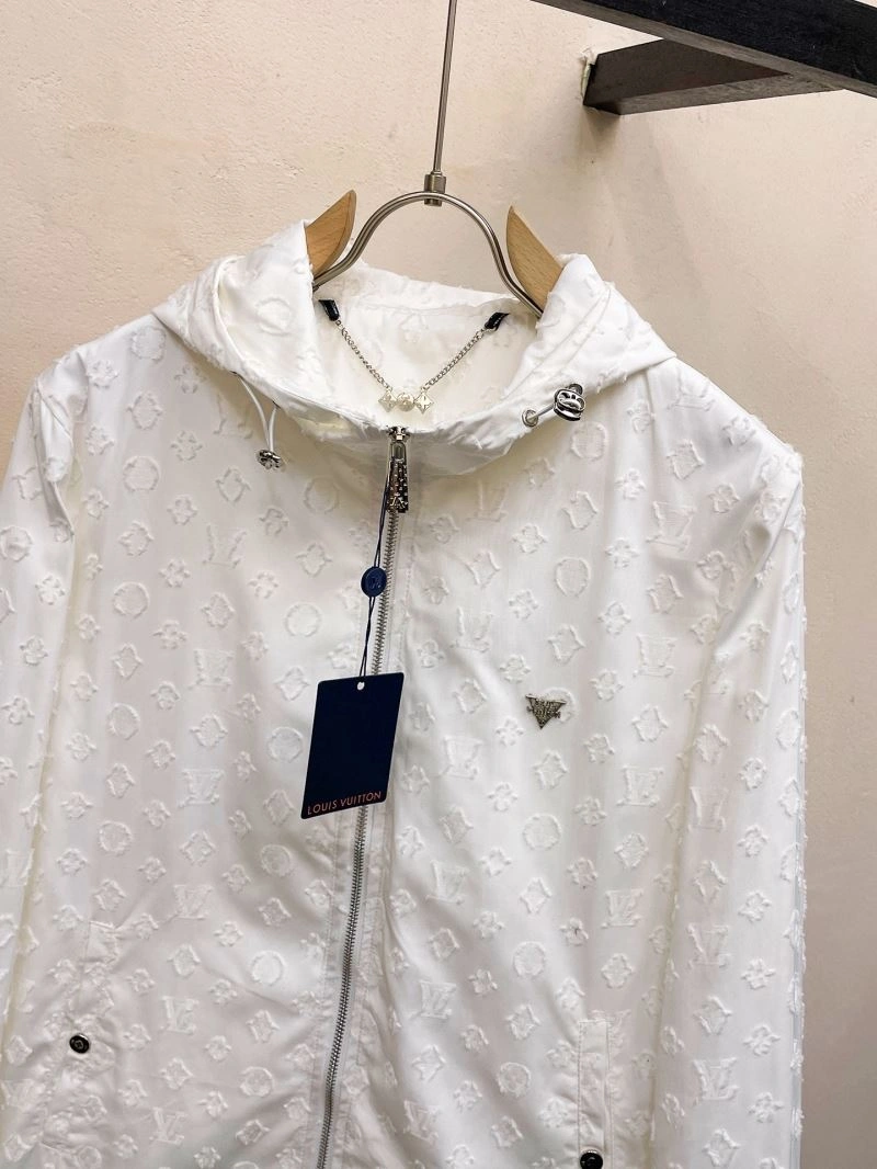 Louis Vuitton Outwear Lightweight 132934