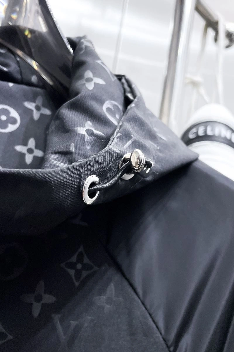 Trendy Louis Vuitton Outwear 132907