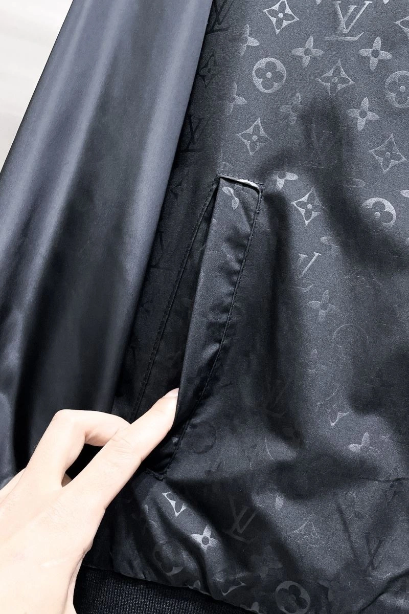 Trendy Louis Vuitton Outwear 132907