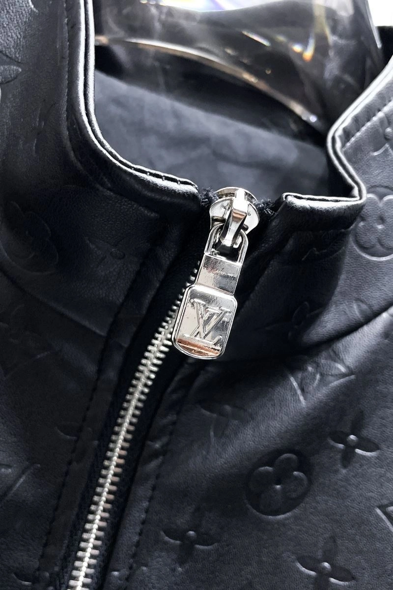 Louis Vuitton Outwear Flexible 132902
