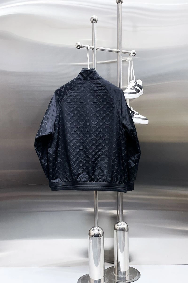 Louis Vuitton Outwear AllSeason 132900
