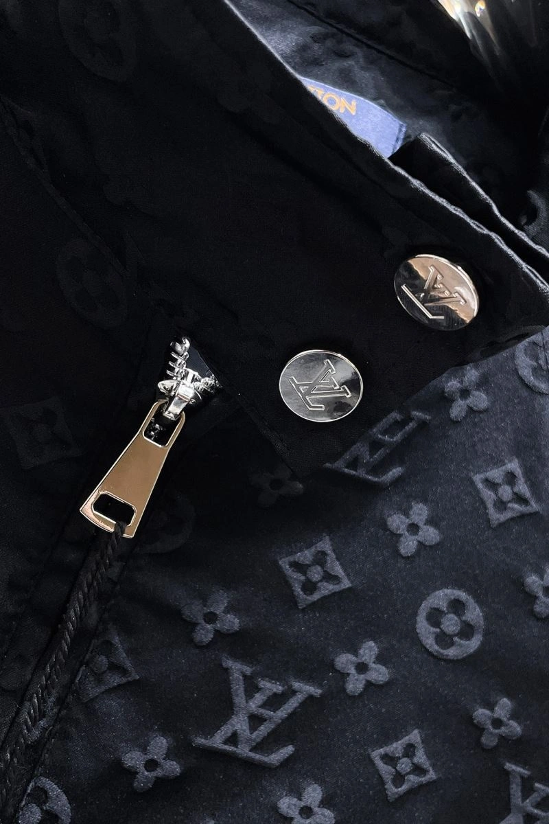 Louis Vuitton Outwear AllSeason 132900