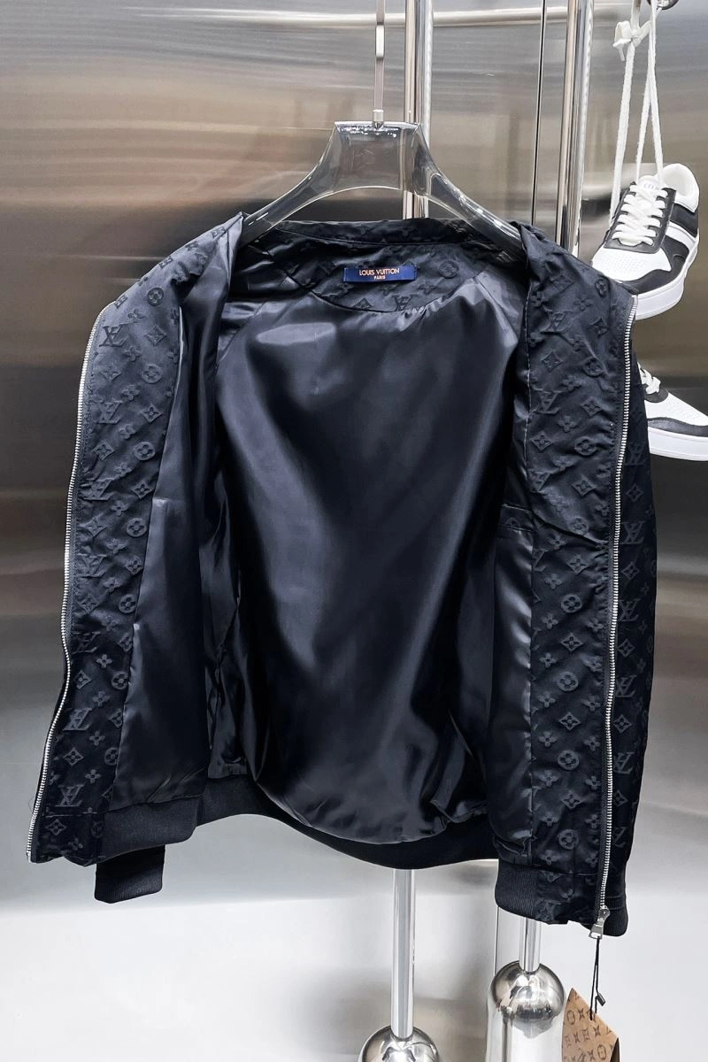 Louis Vuitton Outwear AllSeason 132900