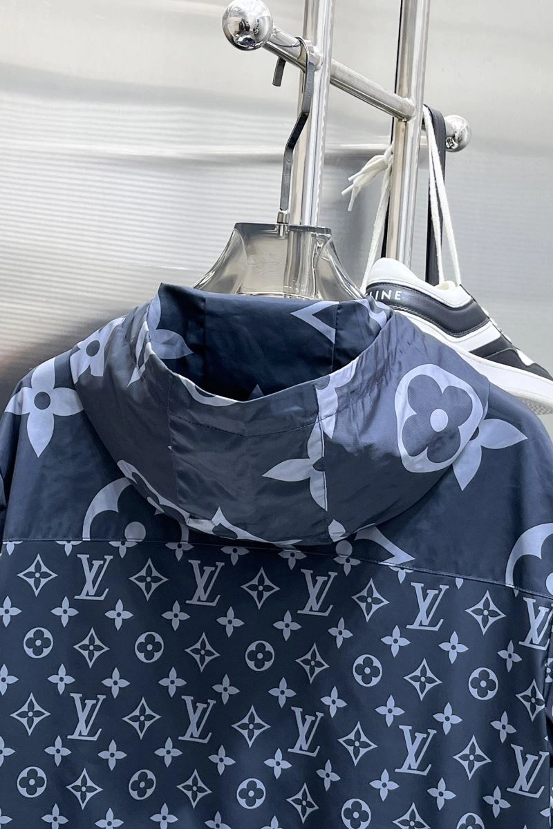 Thermal Louis Vuitton Outwear 132884