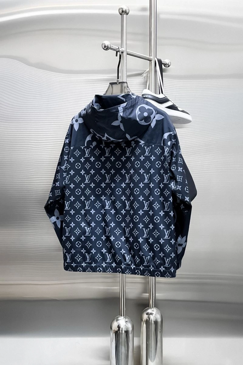 Thermal Louis Vuitton Outwear 132884