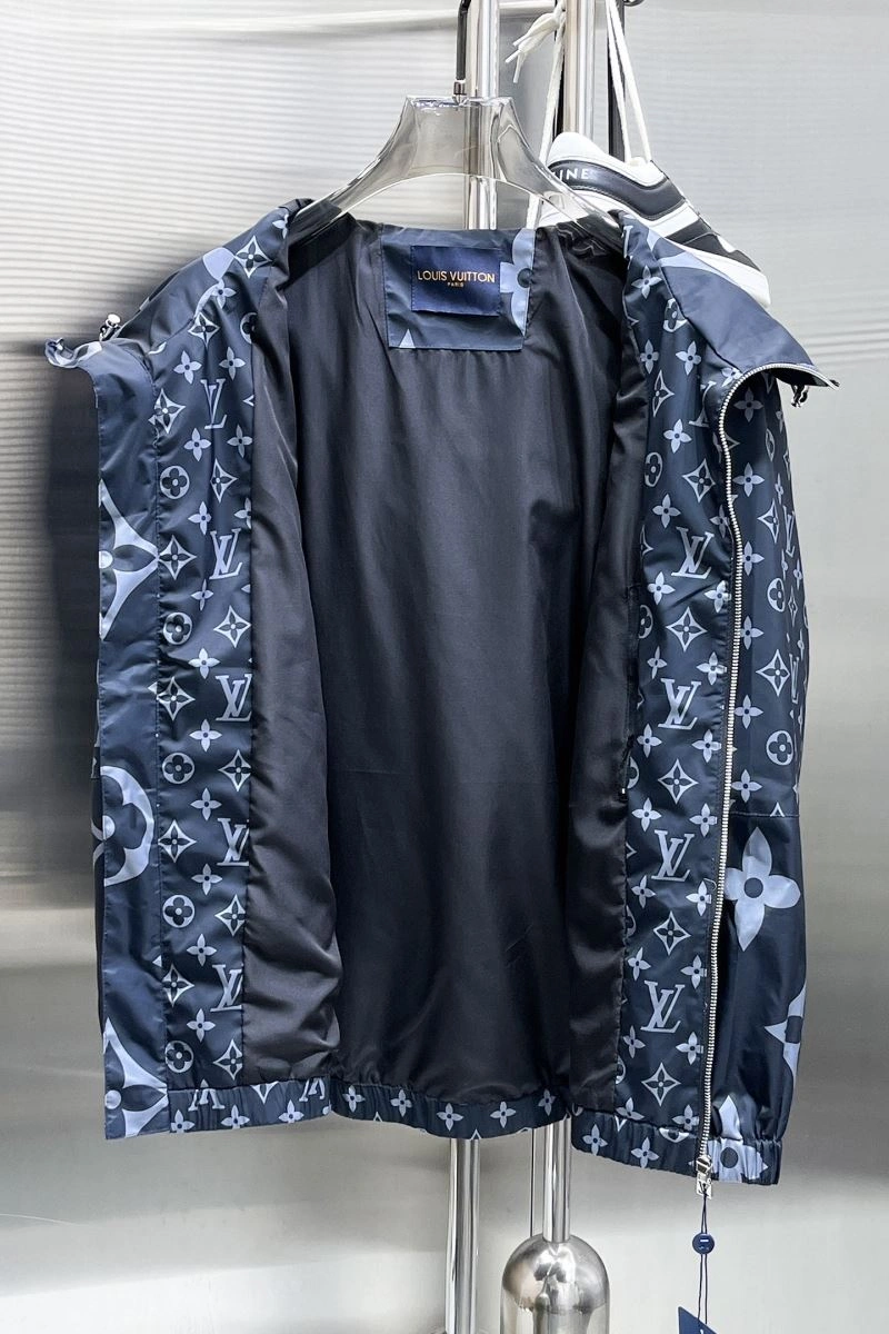 Thermal Louis Vuitton Outwear 132884