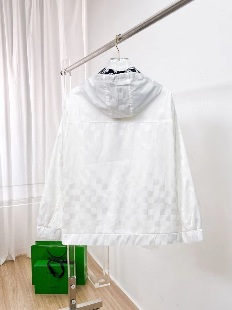 WrinkleFree Louis Vuitton Outwear 132875
