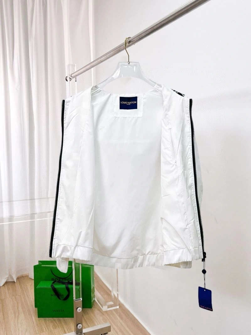 WrinkleFree Louis Vuitton Outwear 132875