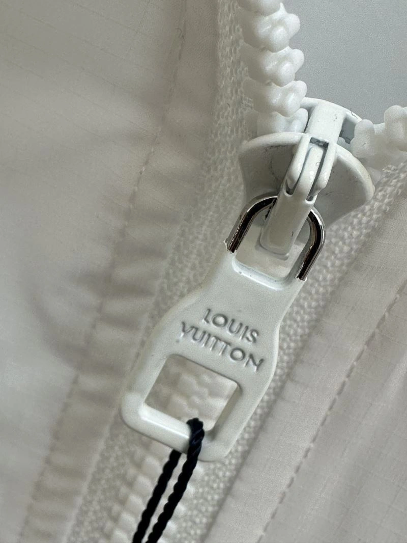 Louis Vuitton Outwear Functional 132883