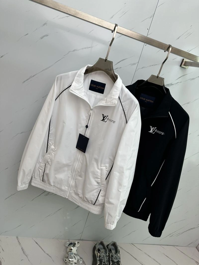 Louis Vuitton Outwear Functional 132883